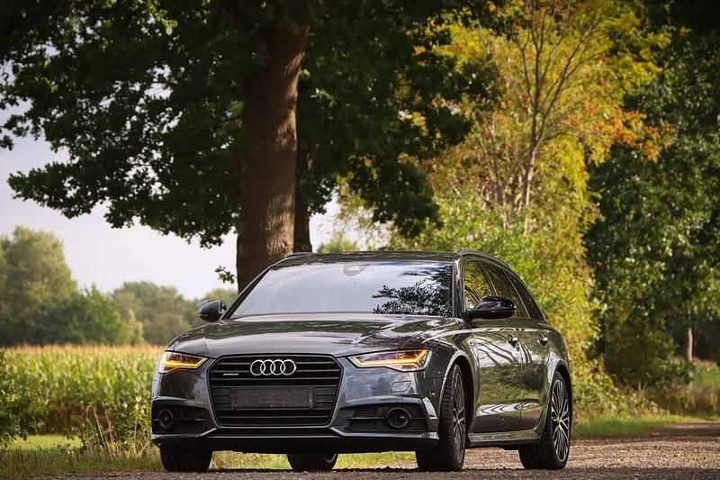 Grau Gebraucht 2015 Audi A6 Competition Kombi | 20.900 € (Guter Preis) - Bild 1/4