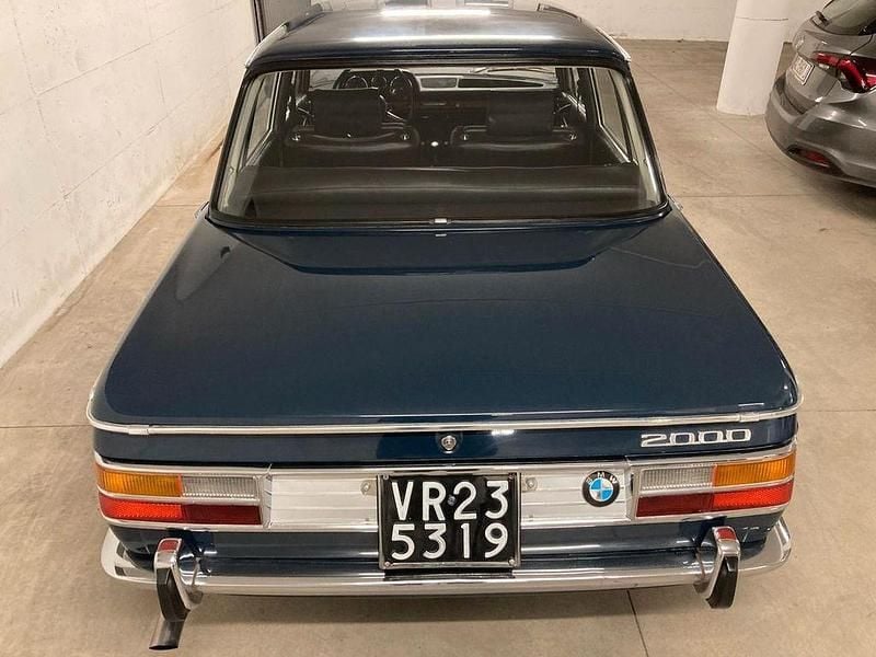 Blau Gebraucht 1969 BMW 2000 Limousine | 22.500 € - Bild 1/4