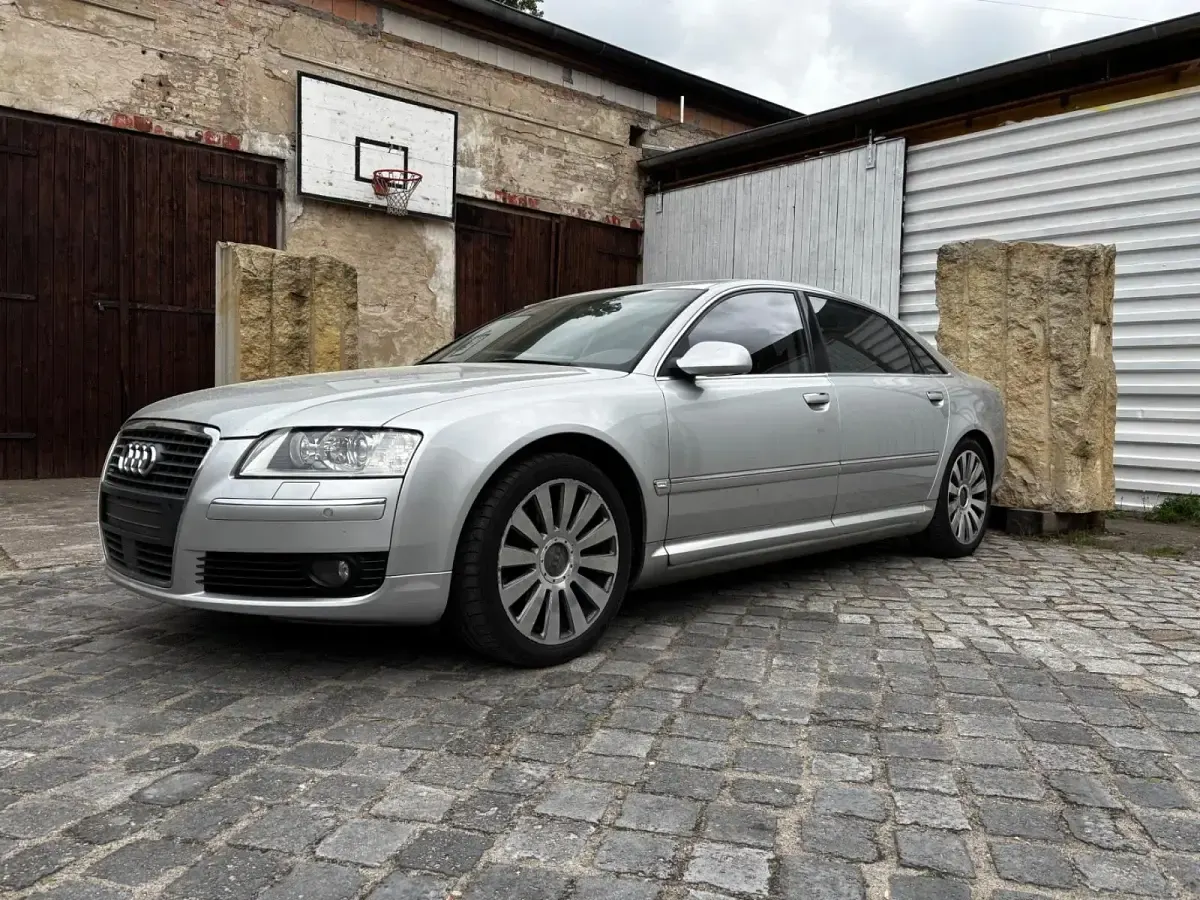Gebraucht Audi A8L 335 PS (246 kW) 2005 Silber Limousine