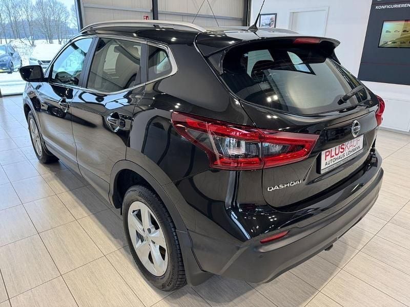 Gebraucht Nissan Qashqai Acenta 110 PS (80 kW) 2019 Schwarz SUV