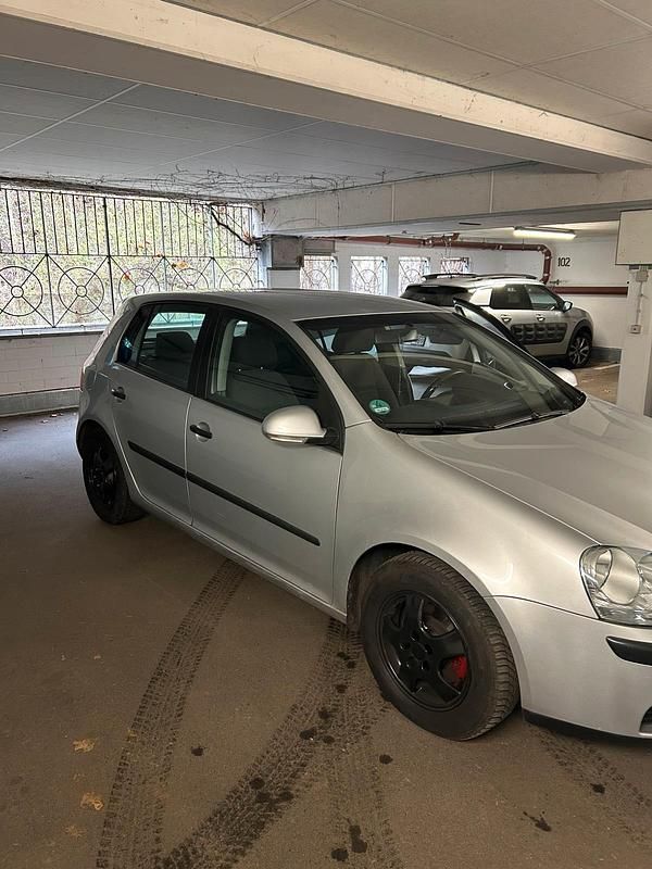 Gebraucht VW Golf IV 102 PS (75 kW) 2004 Silber Limousine