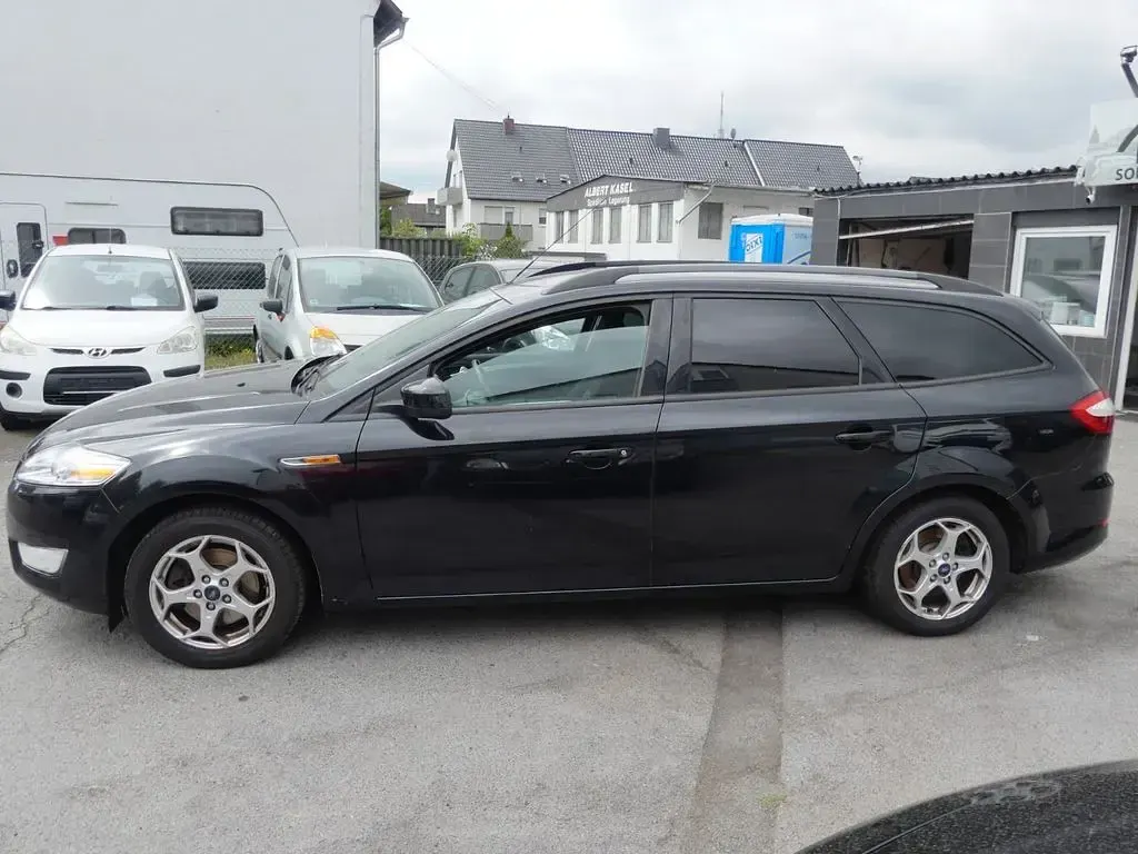 Gebraucht Ford Mondeo Trend 125 PS (91 kW) 2008 Schwarz Limousine