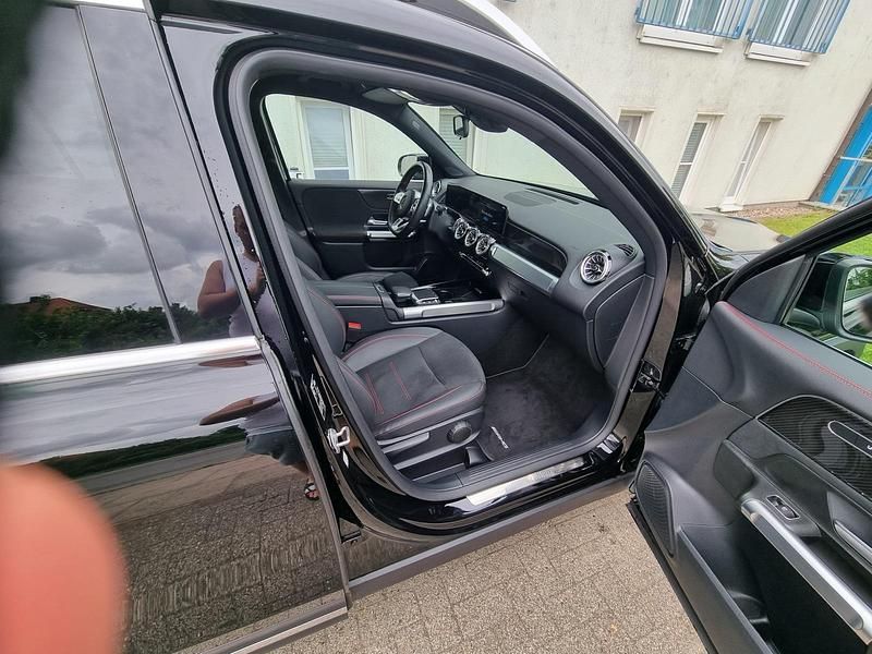 Gebraucht Mercedes GLB200 2021 Schwarz SUV