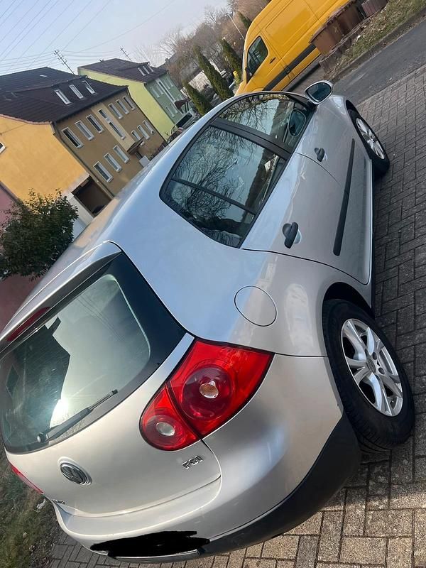 Gebraucht VW Golf IV 90 PS (66 kW) 2004 Blau Limousine