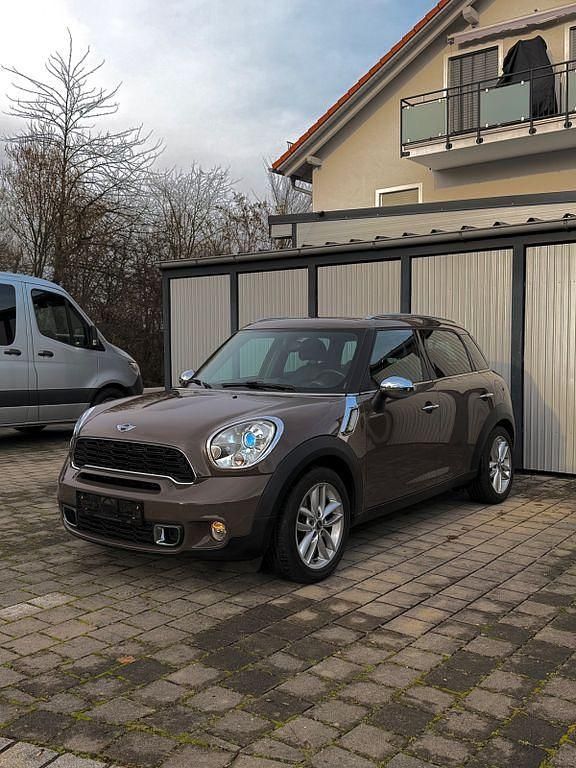 Gebraucht Mini Countryman 184 PS (135 kW) 2011 Braun SUV
