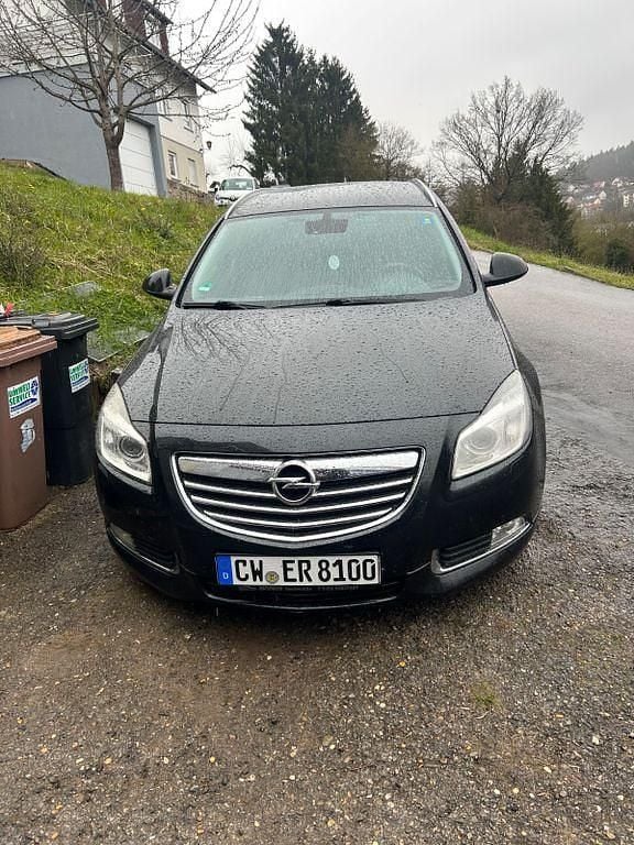 Gebraucht Opel Insignia Design Edition 220 PS (161 kW) 2011 Kombi