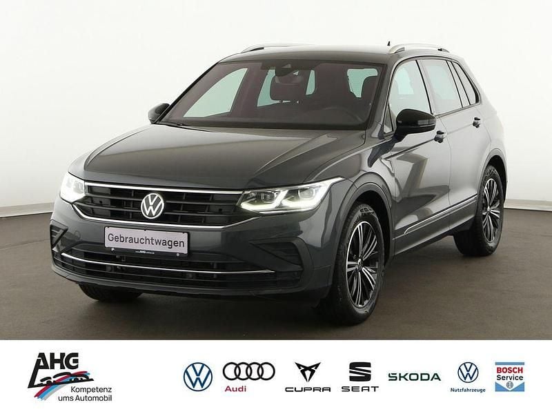 Grau Gebraucht 2021 VW Tiguan United SUV | 29.647 € (Fairer Preis) - Bild 1/4