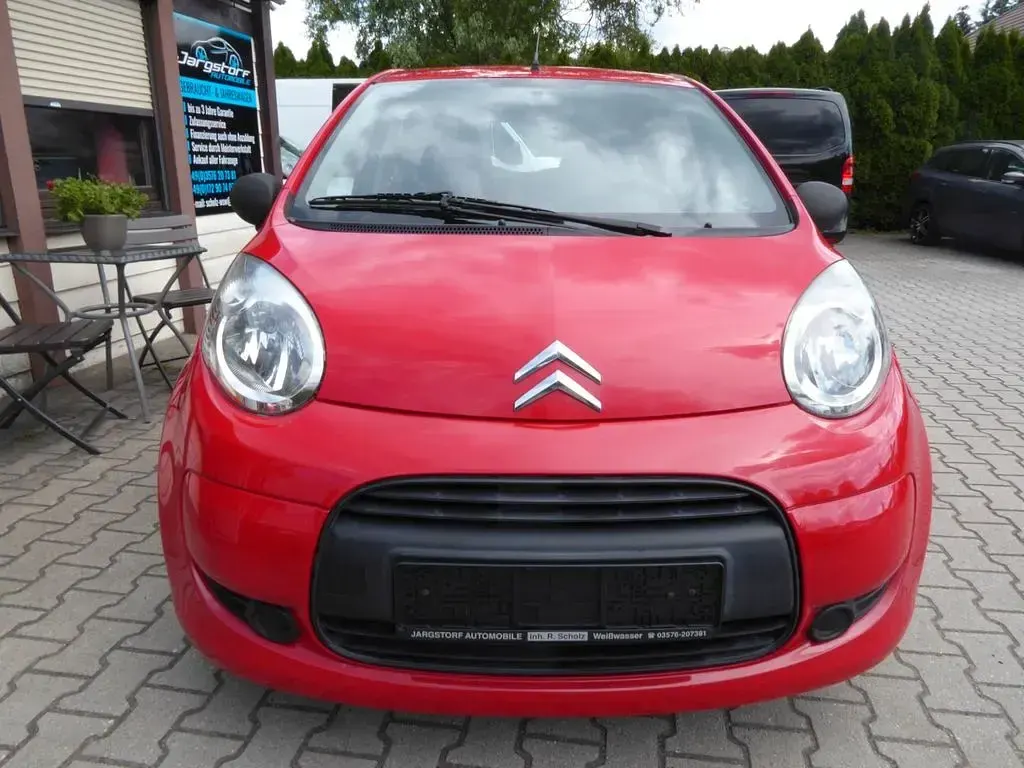 Gebraucht Citroën C1 SELECTION 68 PS (50 kW) 2011 Rot Kleinwagen