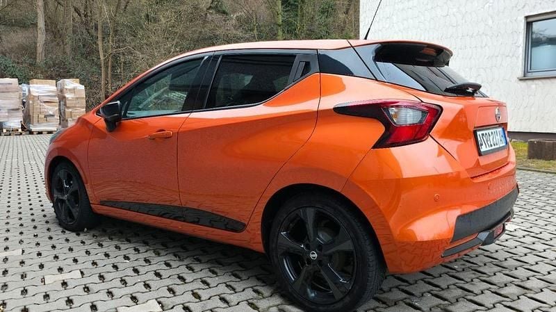 Gebraucht Nissan Micra Tekna 90 PS (66 kW) 2017 Orange Kleinwagen