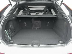 Neu Volvo XC60 Plus 349 PS (256 kW) 2026 Weiß (crystal white / metallic) SUV