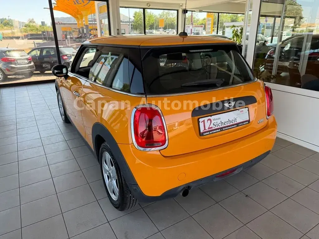 Gebraucht Mini ONE 75 PS (55 kW) 2016 Orange Kleinwagen