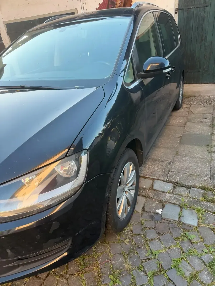 Gebraucht VW Sharan 140 PS (102 kW) 2014 Schwarz Van / Kleinbus