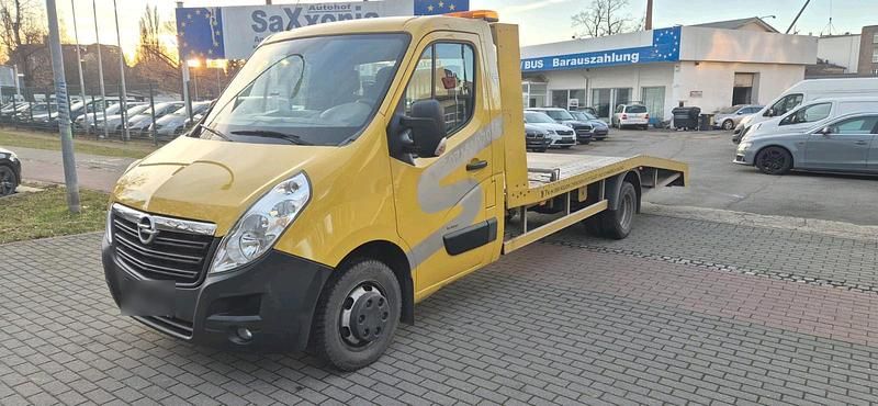Gebraucht Opel Movano 164 PS (120 kW) 2017 Gelb Van / Kleinbus