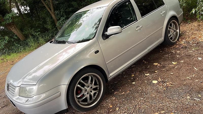 Gebraucht VW Bora 105 PS (77 kW) 1999 Silber Limousine