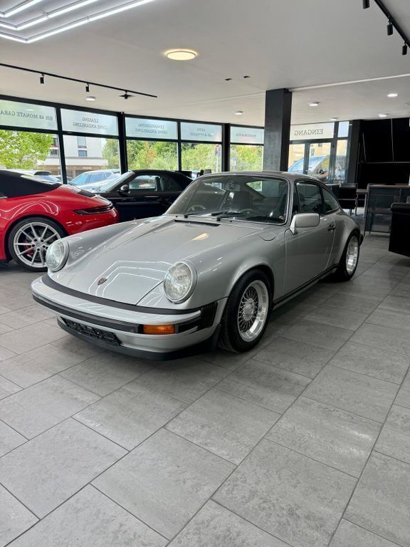 Silber Gebraucht 1978 Porsche 911 | 69.900 € - Bild 1/4