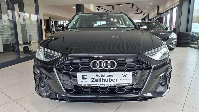 Gebraucht Audi A4 S-Line 204 PS (150 kW) 2023 Schwarz Kombi