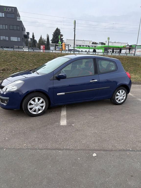 Blau Gebraucht 2007 Renault Clio II Rip Curl Limousine | 2.700 € (Fairer Preis) - Bild 1/4