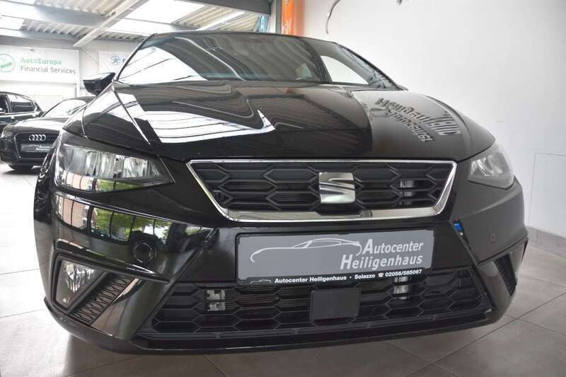 Schwarz Gebraucht 2024 Seat Ibiza FR Kleinwagen | 15.980 € (Superpreis) - Bild 1/4