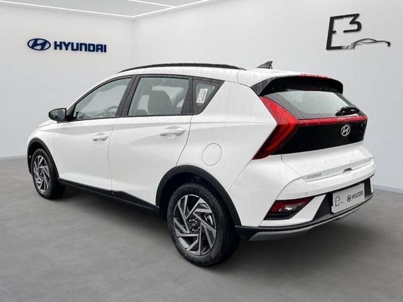 Gebraucht Hyundai Bayon Trend 101 PS (74 kW) 2024 Weiß SUV