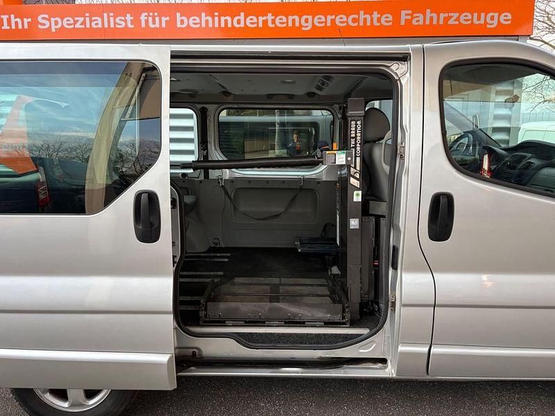 Gebraucht Opel Vivaro 114 PS (83 kW) 2014 Silber Van / Kleinbus