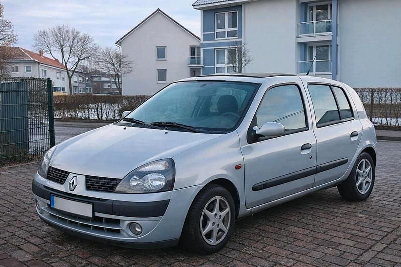 Gebraucht Renault Clio II 2000 Silber Kleinwagen