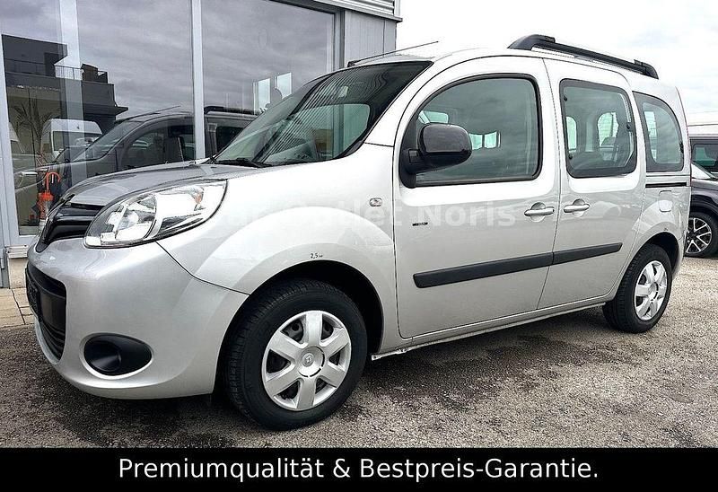 Silber Gebraucht 2016 Renault Kangoo LIMITED Van / Kleinbus | 9.900 € (Fairer Preis) - Bild 1/4