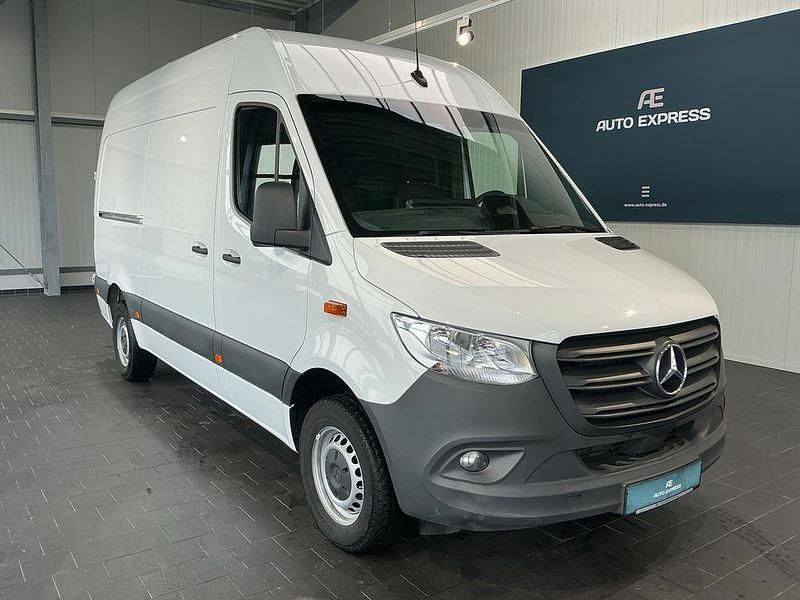 Gebraucht Mercedes Sprinter 170 PS (125 kW) 2024 Weiß Van