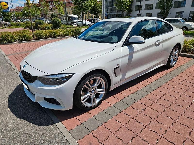 Weiß Gebraucht 2020 BMW 420 Efficient Dynamics Coupé | 29.400 € (Superpreis) - Bild 1/4
