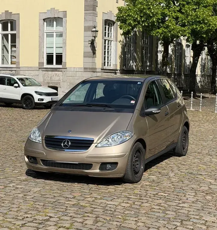 Gebraucht Mercedes A150 Classic 95 PS (69 kW) 2005 Beige Van / Kleinbus
