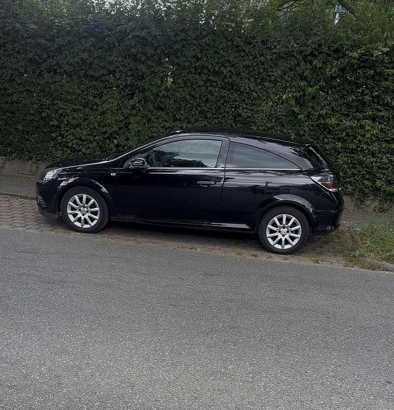 Gebraucht Opel Astra Selection 90 PS (66 kW) 2009 Schwarz Kleinwagen