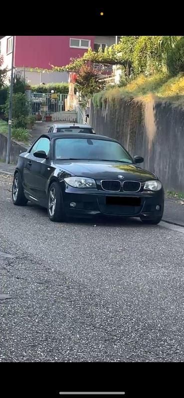 Schwarz Gebraucht 2011 BMW 118 Cabriolet Cabrio | 4.999 € (Superpreis) - Bild 1/3