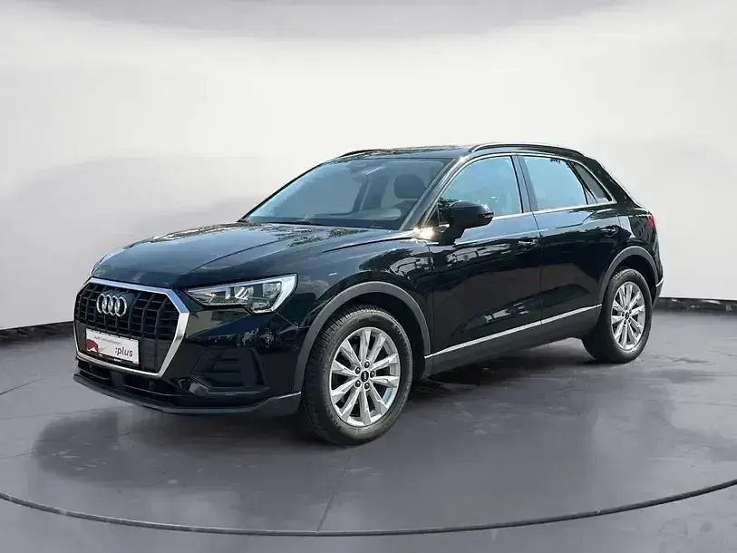 Gebraucht Audi Q3 Basis 150 PS (110 kW) 2022 Schwarz SUV