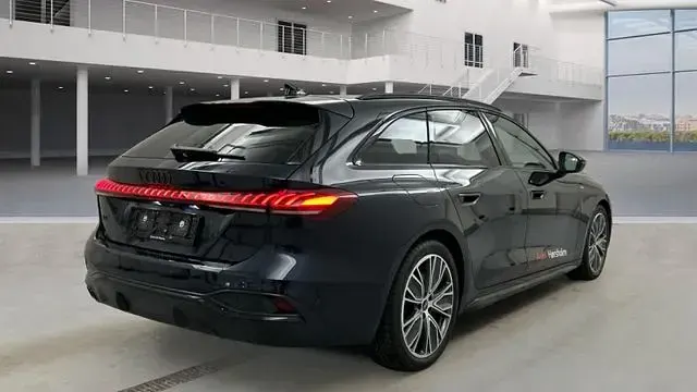 Gebraucht Audi A5 S-line plus 204 PS (150 kW) 2026 Blaukeine angabe Kombi