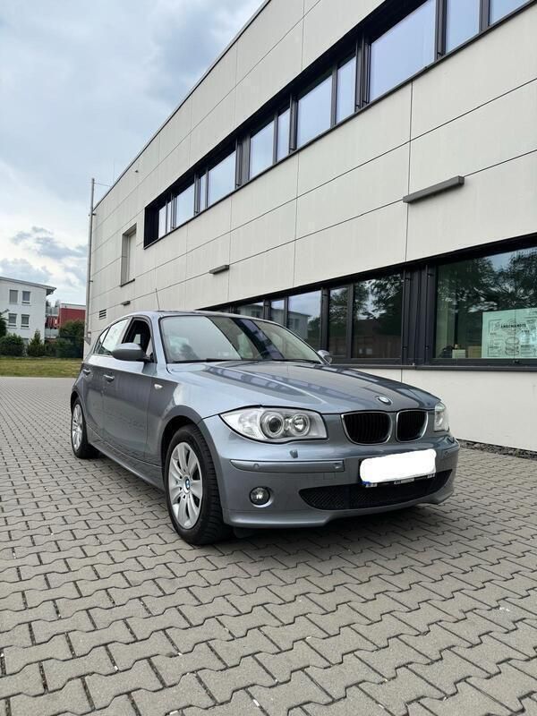 Grau Gebraucht 2006 BMW 118 Kleinwagen | 1.990 € (Superpreis) - Bild 1/4