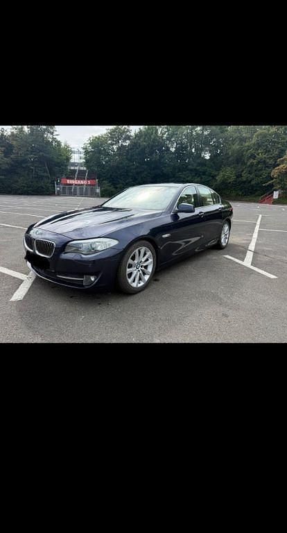 Gebraucht BMW 528 Performance 258 PS (189 kW) 2010 Blau Limousine