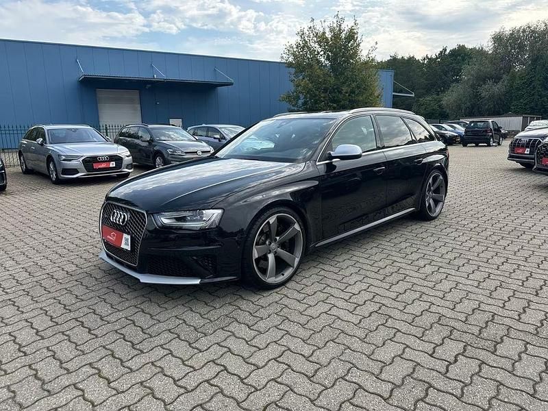 Schwarz Gebraucht 2013 Audi RS4 Sport Limousine | 39.490 € (Fairer Preis) - Bild 1/4