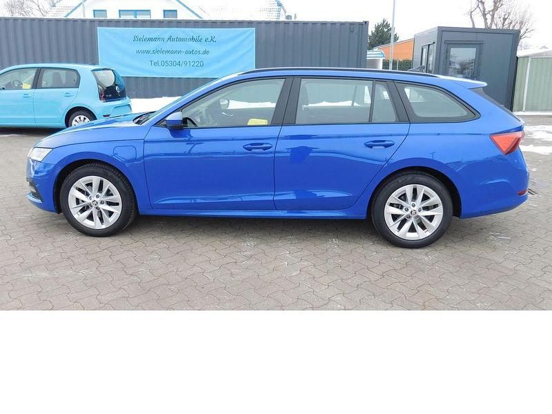 Energyblue Gebraucht 2023 Skoda Octavia Ambition Kombi | 21.990 € (Superpreis) - Bild 1/4
