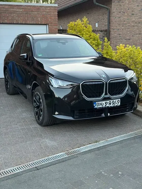 Używany BMW X3 Performance 197 KM (144 kW) 2025 Czarny SUV