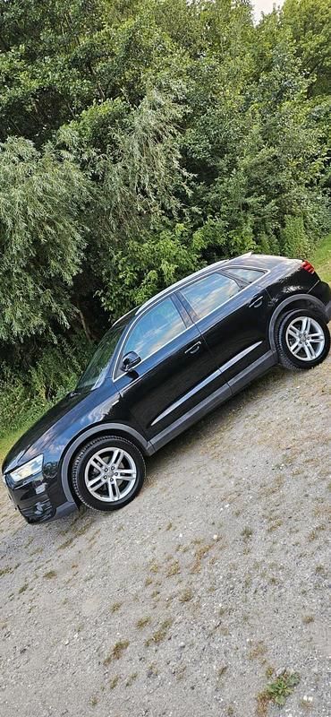 Schwarz Gebraucht 2012 Audi Q3 S-Line SUV | 10.950 € (Superpreis) - Bild 1/4