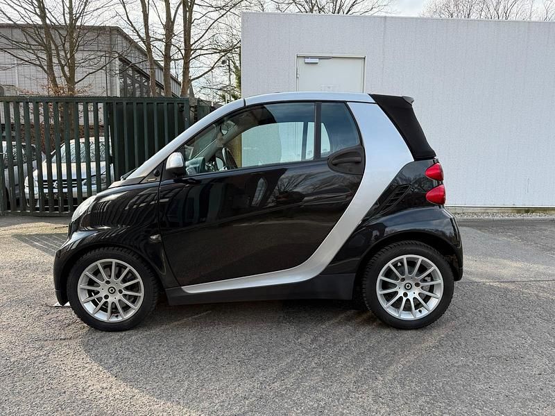 Gebraucht Smart ForTwo Cabrio 71 PS (52 kW) 2009 Schwarz Cabrio