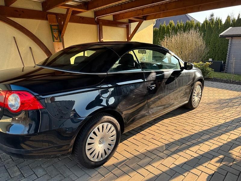 Gebraucht VW Eos 122 PS (89 kW) 2009 Schwarz Cabrio