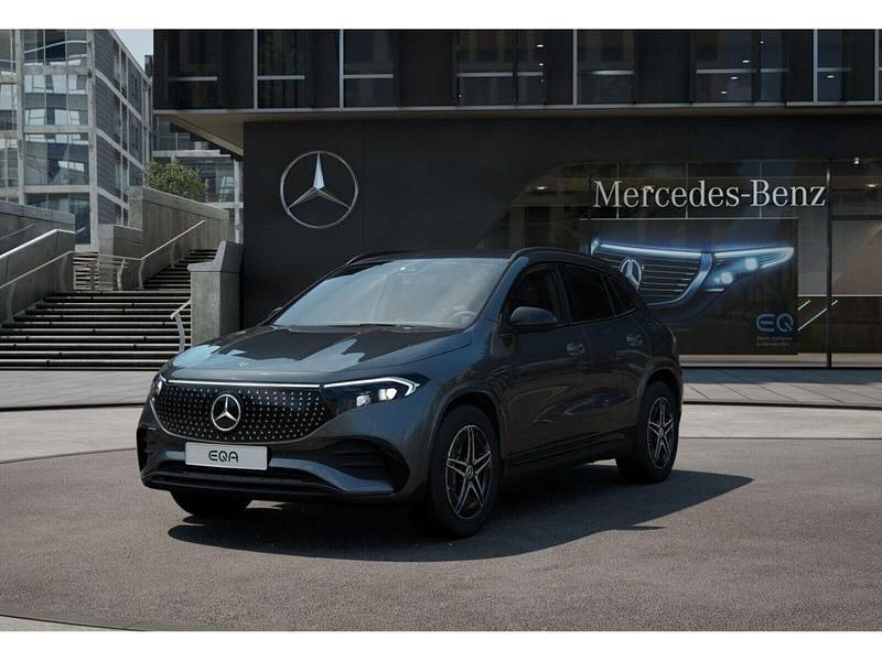Gebraucht Mercedes EQA300 AMG 167 kW (228 PS) 2025 Grau metalliclack mountaingra SUV