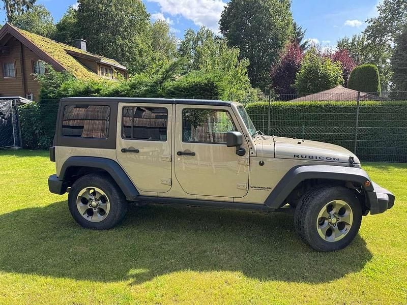 Gebraucht Jeep Wrangler Unlimited Rubicon 284 PS (208 kW) 2017 Beige SUV