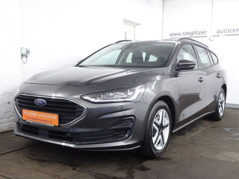 Grau Gebraucht 2022 Ford Focus Cool & Connect Kombi | 18.700 € (Guter Preis) - Bild 1/4