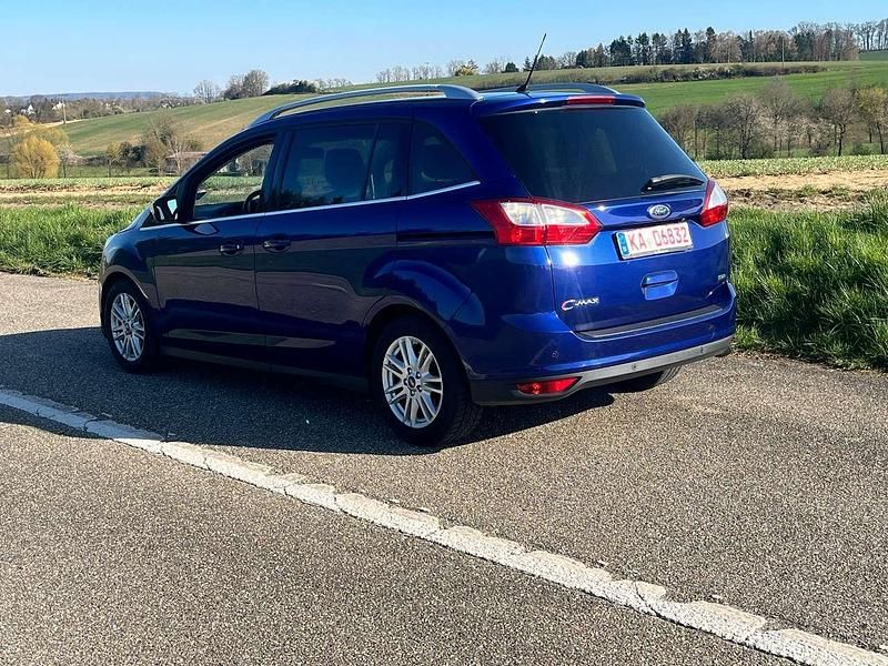 Gebraucht Ford Grand C-Max Titanium 125 PS (91 kW) 2015 Indicblau metallic Van / Kleinbus