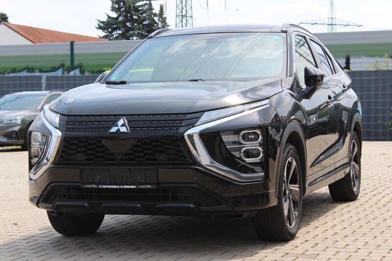 Schwarz Gebraucht 2021 Mitsubishi Eclipse Cross Top SUV | 18.990 € (Fairer Preis) - Bild 1/4