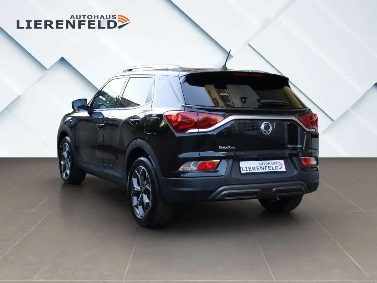 Gebraucht SsangYong Korando 136 PS (100 kW) 2022 Schwarz SUV