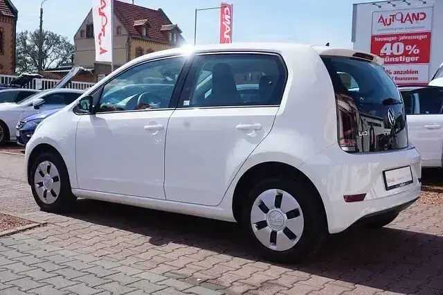 Gebraucht VW up! Basis 65 PS (47 kW) 2022 Weiß Kleinwagen