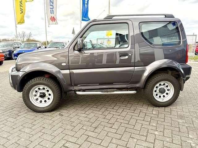Gebraucht Suzuki Jimny Comfort 86 PS (63 kW) 2017 Quasar gray metallic SUV