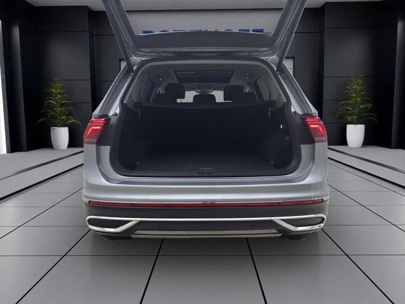 Gebraucht VW Tiguan Allspace Elegance 200 PS (147 kW) 2022 Silber SUV